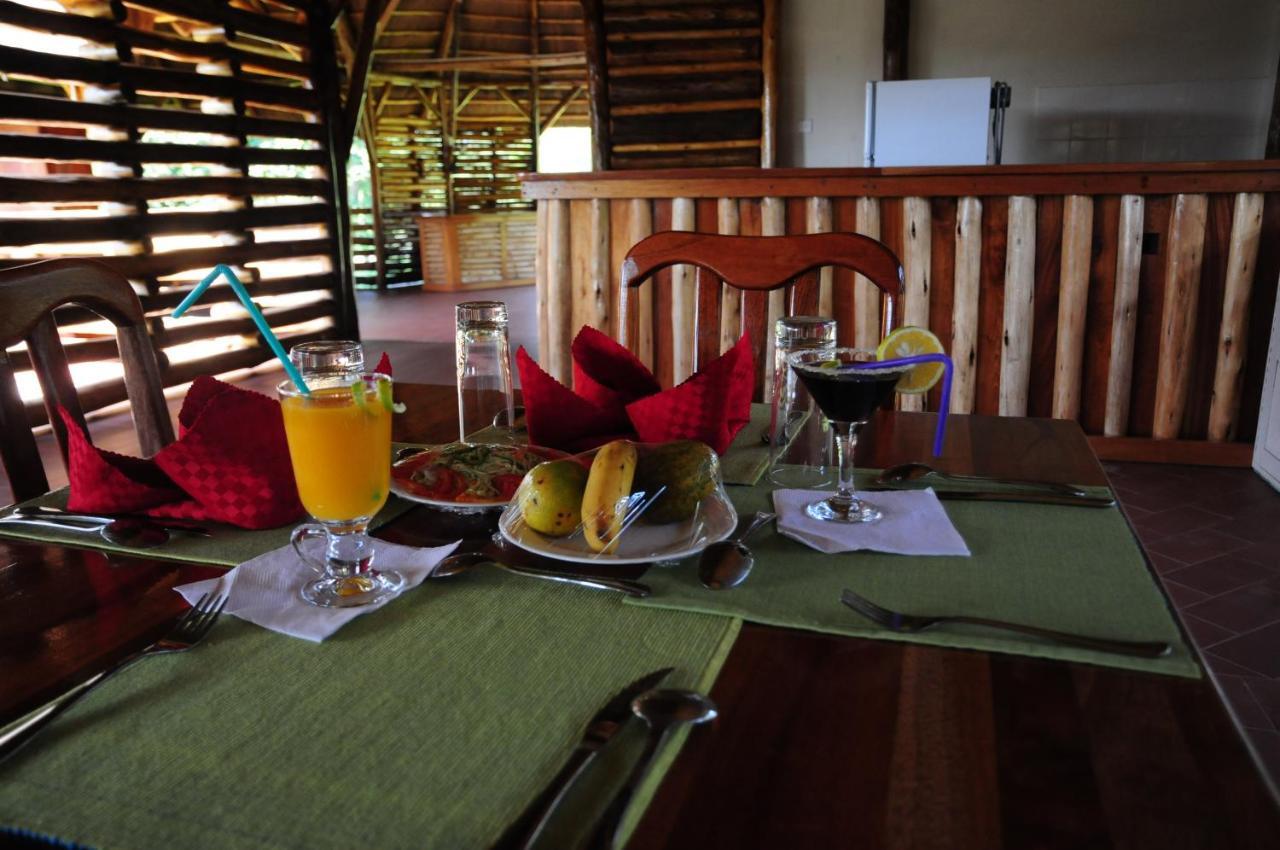Kibale Guest Cottages Fort Portal Buitenkant foto